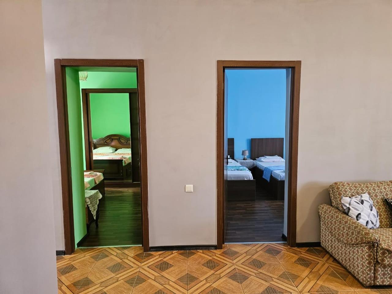 Guest House Amo Kutaisi Esterno foto